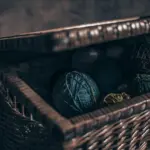 Hvordan kan jeg gøre kattebakken mere attraktiv for min kat?